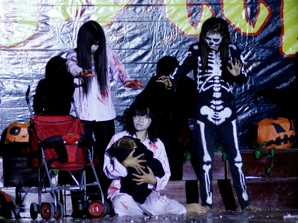 Đêm Halloween Học viện Báo chí xuất hiện đầy những yêu ma