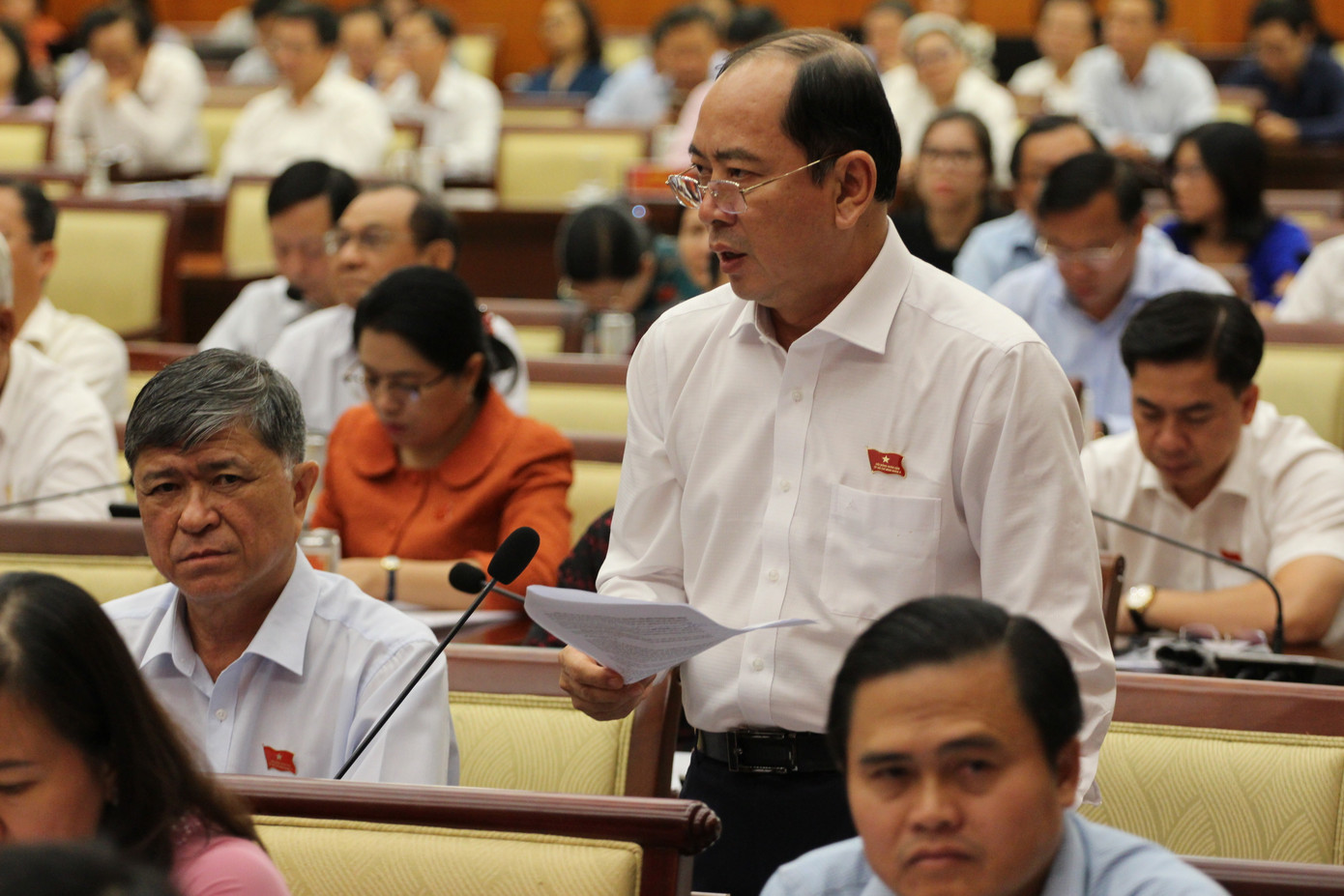 Giám đốc Sở Y tế TPHCM Tăng Chí Thượng nêu nhiều giải pháp nhằm giải quyết vấn đề &quot;thẩm mỹ chui&quot;. Ảnh: Thành Nhân