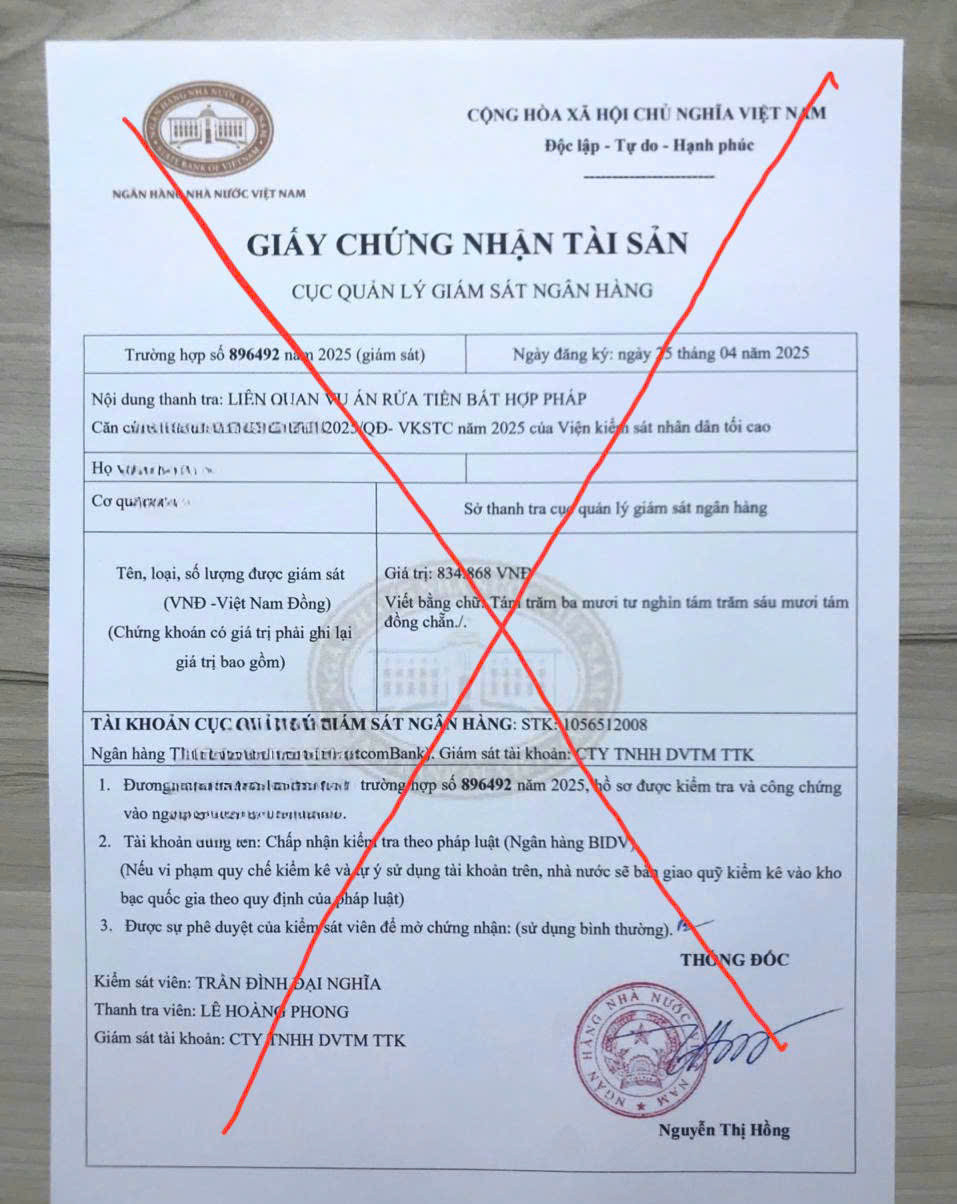 Đối tượng giả làm Giấy chứng nhận năng lực tài chính của A. khi chuyển tiền vào tài khoản của chúng. Đối tượng giả làm Giấy chứng nhận năng lực tài chính của A. khi chuyển tiền vào tài khoản của chúng.