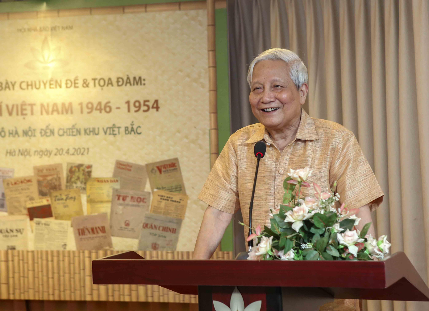 Nhà báo Hà Đăng nguyên là Trưởng ban Tư tưởng - Văn hóa Trung ương (nay là Ban Tuyên giáo Trung ương), nguyên Tổng Biên tập báo Nhân Dân, Tổng Biên tập Tạp chí Cộng sản chia sẻ kỷ niệm làm báo Tết ở Liên khu V.