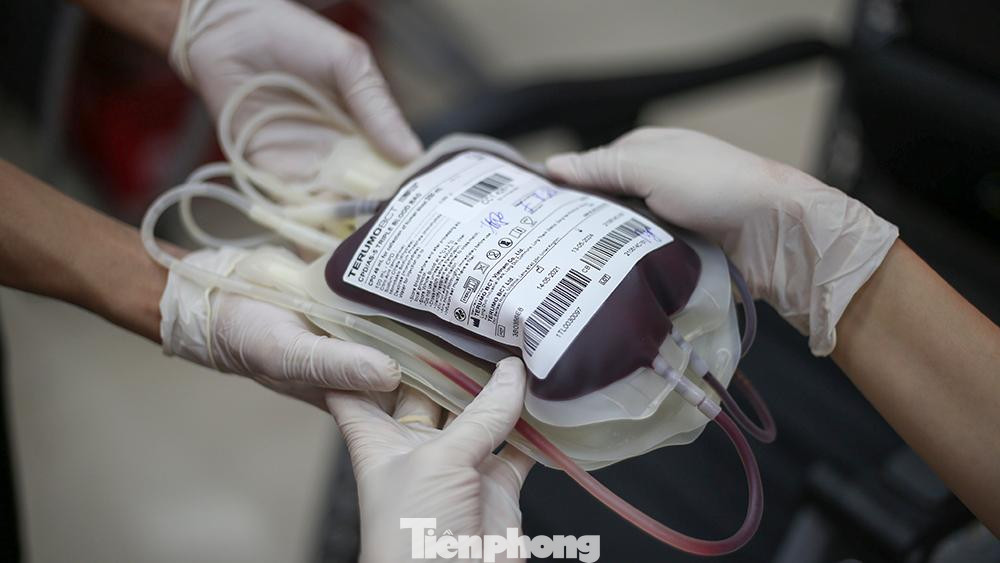 Năm nay, nhằm điều phối tốt lượng người tham gia hiến máu đảm bảo giãn cách, an toàn phòng chống dịch theo khuyến cáo 5K của Bộ Y tế, chương trình hiến máu &quot;Giọt hồng tri ân&quot; được tổ chức trong vòng 6 ngày, dự kiến tiếp nhận khoảng 3,000 đơn vị máu