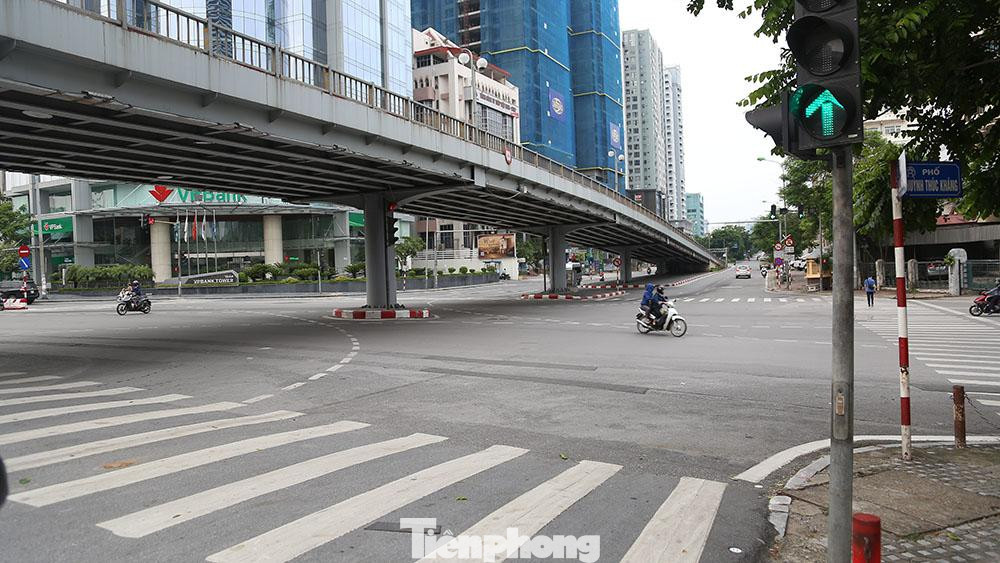 Nút giao Huỳnh Thúc Kháng lúc 7h30p sáng.