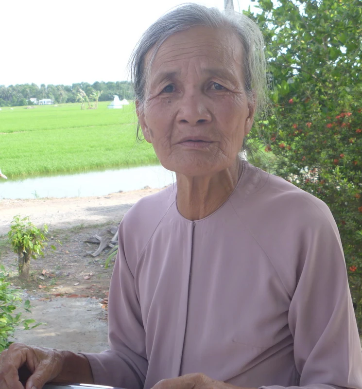 Bà Nga - mẹ cố nhà báo Hoàng Hùng