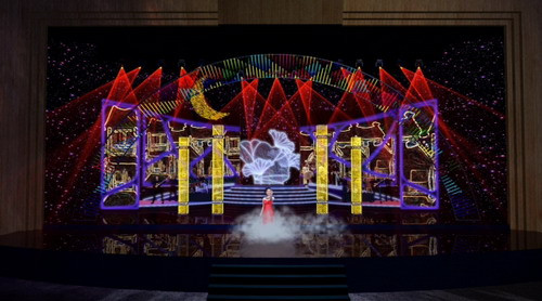 Sân khấu Q Show sẽ diễn ra ở cả TP.HCM và Hà Nội. Sân khấu Q Show sẽ diễn ra ở cả TP.HCM và Hà Nội