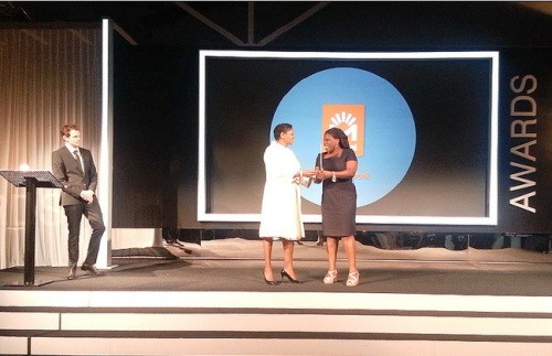 Đại diện Movitel (công ty con của Viettel tại Mozambique) nhận giải “Doanh nghiệp có giải pháp tốt nhất giúp cải thiện viễn thông vùng nông thôn châu Phi” 2012. Ảnh VGP. Đại diện Movitel (công ty con của Viettel tại Mozambique) nhận giải “Doanh nghiệp có giải pháp tốt nhất giúp cải thiện viễn thông vùng nông thôn châu Phi” 2012. Ảnh VGP