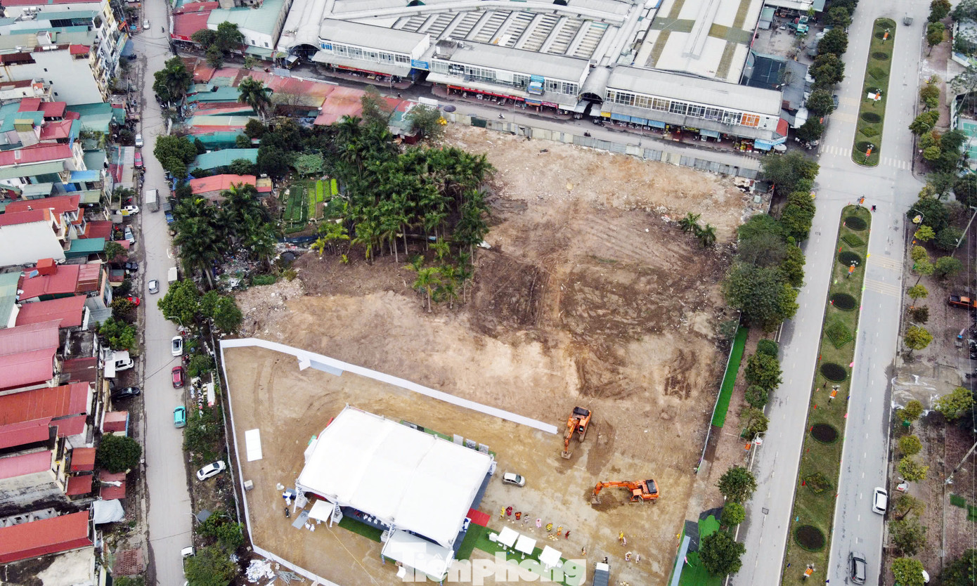 Ghi nhận bên trong ô đất CT3 còn một số công trình tạm.