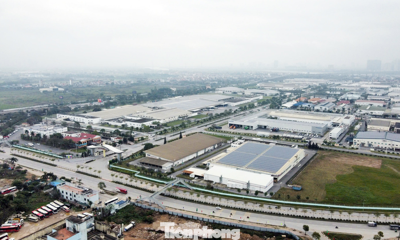 Ngay gần lô đất này là khu công nghiệp Thăng Long với cả vạn lao động, công nhân đang việc tại đây. Dự án nhà ở xã hội tại ô đất CT3 được triển khai sẽ giải "cơn khát" nhà ở giá rẻ cho người dân khu vực, cho người lao động tại các khu công nghiệp lân cận.