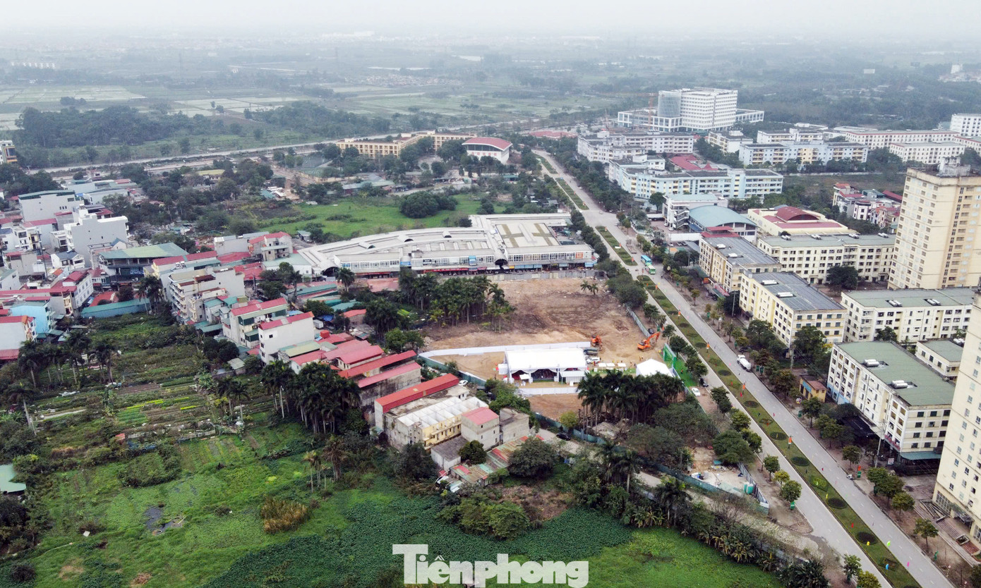 Liên danh Tổng công ty Đầu tư và Phát triển nhà Hà Nội (Handico) và Tổng công ty Viglacera vừa khởi công dự án nhà ở xã hội Thăng Long Green City tại ô đất CT3, khu đô thị Kim Chung, huyện Đông Anh.