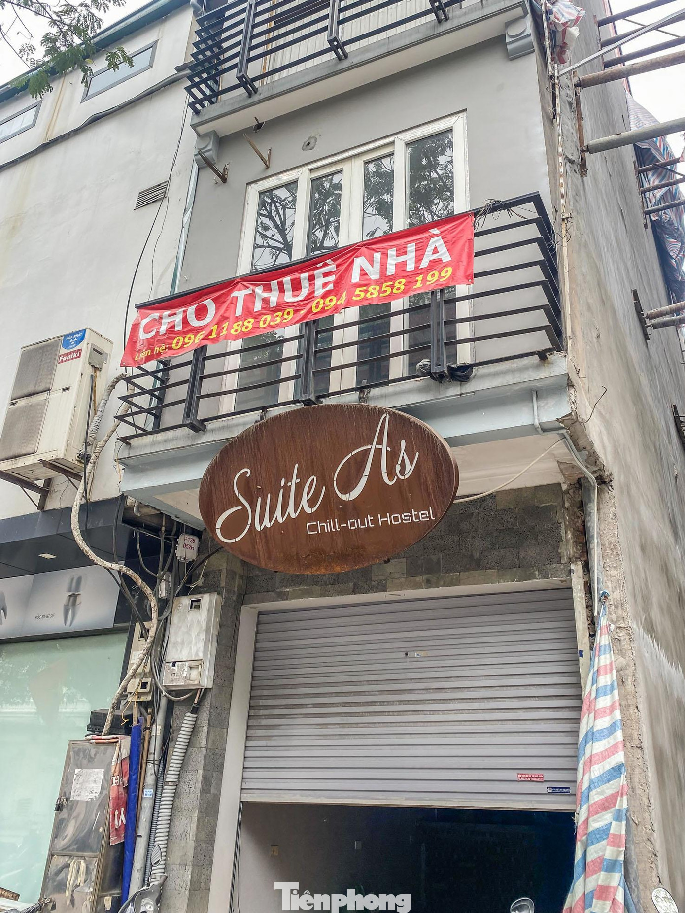 Ghi nhận của PV trước thời điểm Việt Nam đón du khách quốc tế, nhiều khách sạn phố cổ ở Hà Nội vẫn trong tình trạng "ngủ đông", chưa có dấu hiệu hoạt động trở lại.