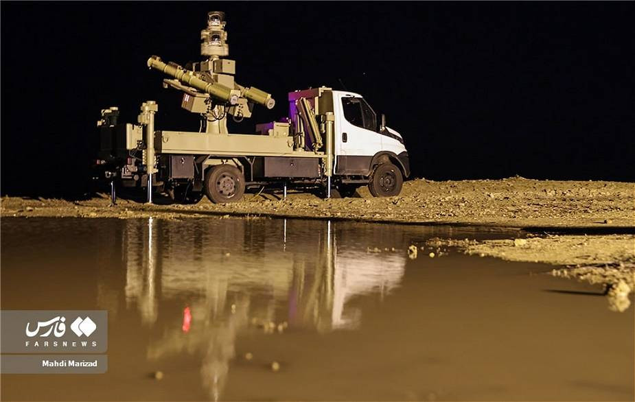 Hệ thống tên lửa phòng không AD-08 Majid mới gắn trên xe tải nhẹ IVECO Daily 4x4. Ảnh: Twitter Iran Defense
