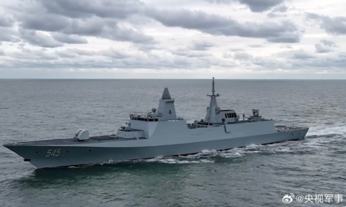 Tàu khu trục 054B đầu tiên của Hải quân PLA. Ảnh:CCTV Tàu khu trục 054B đầu tiên của Hải quân PLA. Ảnh:CCTV