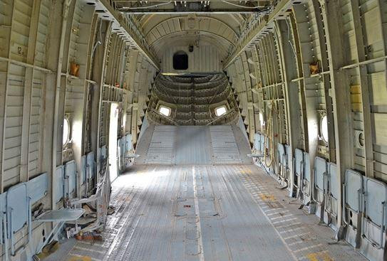 Khoang chứa của trực thăng. Ảnh: helicopterspecs