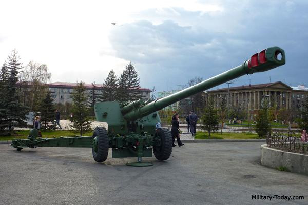 MAST-B được đặt trên khung bệ 2 bánh xe. Ảnh: Military