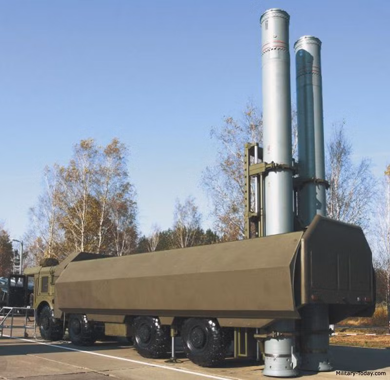 Cận cảnh ống phóng của hệ thống Bastion. Ảnh: Military Cận cảnh ống phóng của hệ thống Bastion. Ảnh: Military