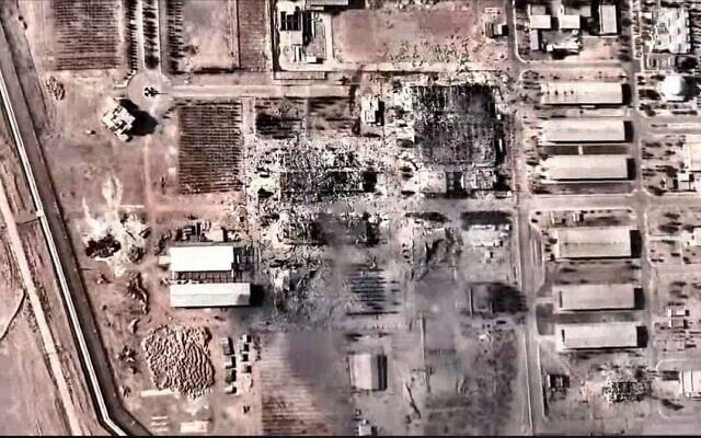 Hậu quả của các cuộc không kích Israel vào cơ sở hạt nhân Isfahan của Iran.