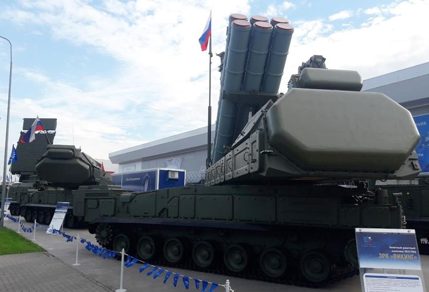 Viking/Buk-M3 với radar và 6 ống phóng trên xe 9А317МE TELAR. Viking/Buk-M3 với radar và 6 ống phóng trên xe 9А317МE TELAR.