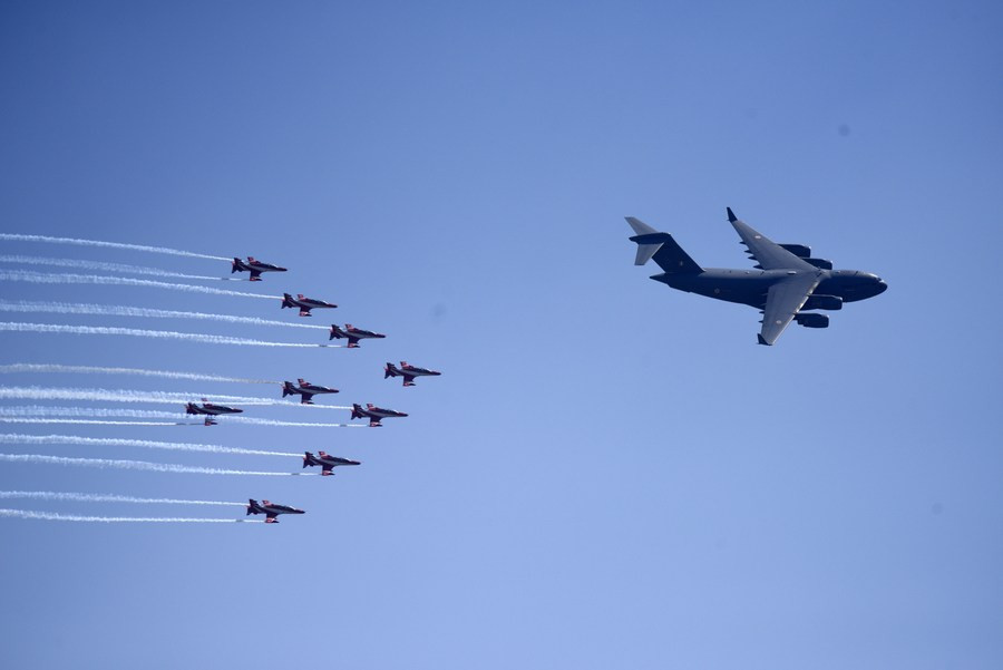 Aero India 2023 là triển lãm hàng không vũ trụ và quốc phòng lớn nhất của Ấn Độ, được tổ chức tại căn cứ không quân Yelahanka, Bengaluru từ 13 đến 17/2. Aero India 2023 là triển lãm hàng không vũ trụ và quốc phòng lớn nhất của Ấn Độ, được tổ chức tại căn cứ không quân Yelahanka, Bengaluru từ 13 đến 17/2.