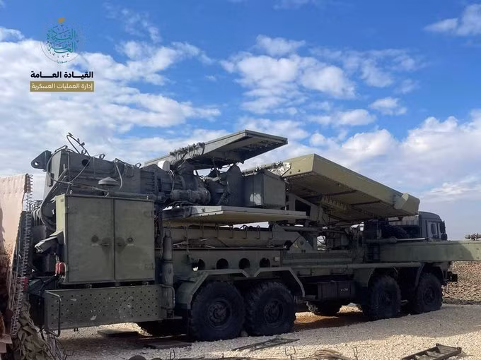 Bức ảnh được cho là 48YA6-K1 Podlet-K1 của Nga bị phiến quân Syria thu giữ. Ảnh: Clash Report
