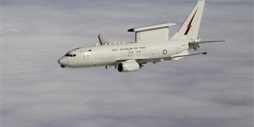 E-7 hiện là dòng máy bay AWACS hiện đại và mạnh mẽ nhất của Mỹ và NATO. E-7 hiện là dòng máy bay AWACS hiện đại và mạnh mẽ nhất của Mỹ và NATO.