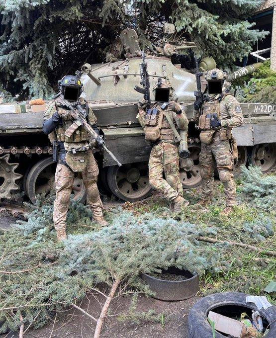 Hình ảnh T-62 của Nga được cho là đã bị quân đội Ukraine bắt giữ. Ảnh: Defense Express