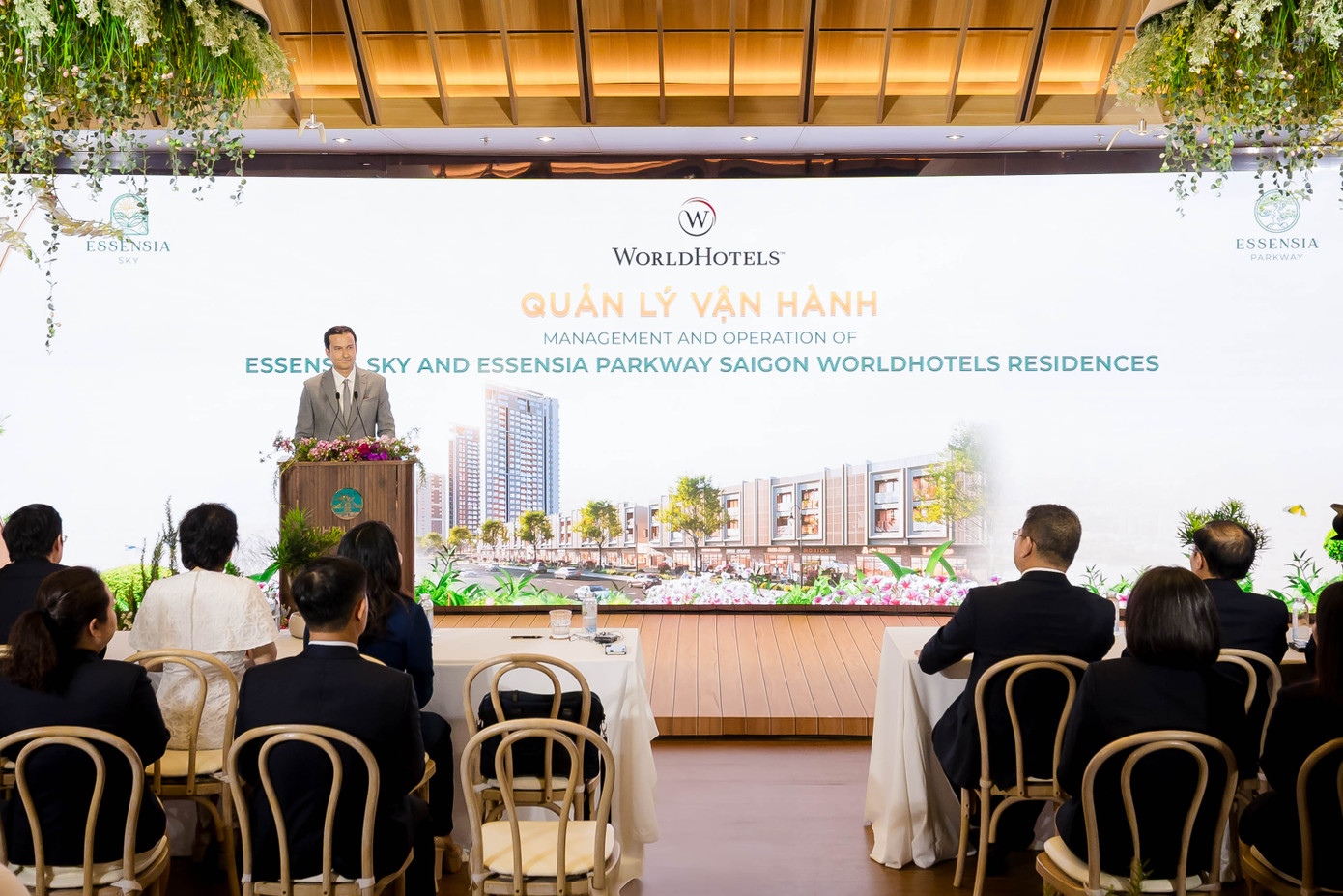 Đại diện Tập đoàn BWH® Hotels – Chủ sở hữu thương hiệu WorldHotels™, ông Cyrill Czerwonka – Tổng Giám đốc Điều hành &amp; Phát triển Kinh doanh - Khu vực Châu Á Thái Bình Dương phát biểu