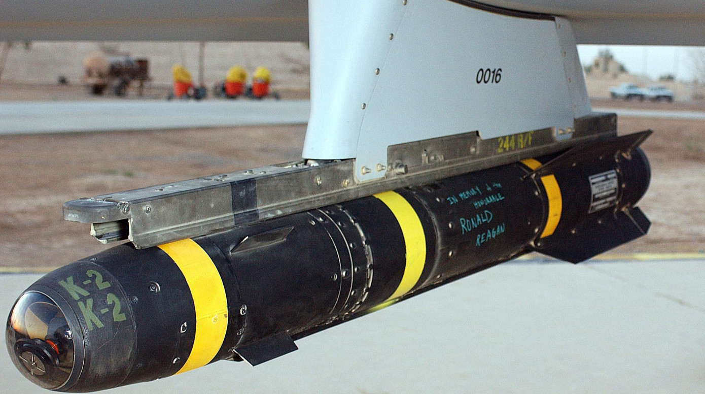 Cận cảnh tên lửa Hellfire Ảnh: AP