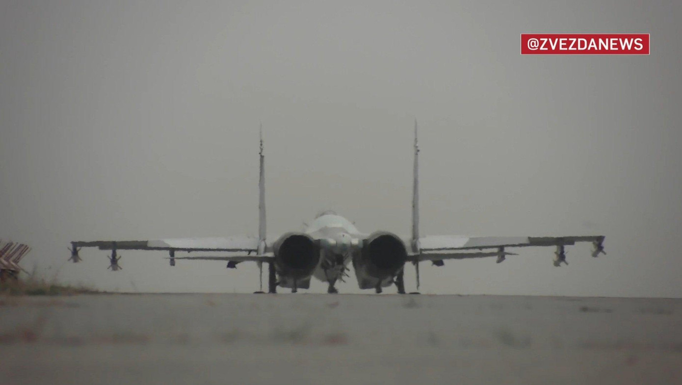 Su-27SM được thay động cơ mới là AL-31FM1 mạnh hơn so với phiên bản trước. Ảnh: Zvezda News Su-27SM được thay động cơ mới là AL-31FM1 mạnh hơn so với phiên bản trước. Ảnh: Zvezda News