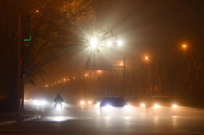 Tầm nhìn tối thiểu ở hầu hết các khu vực tại thủ đô Bắc Kinh dưới 1km.