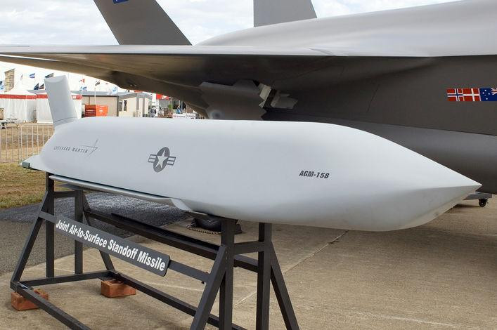 AGM-158 JASSM-ER là một biến thể được phát triển từ AGM-158 JASSM. Ảnh: Defence24 AGM-158 JASSM-ER là một biến thể được phát triển từ AGM-158 JASSM. Ảnh: Defence24