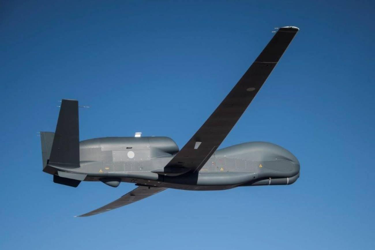 Máy bay không người lái RQ-4 Global Hawk của Mỹ. Ảnh: Avia