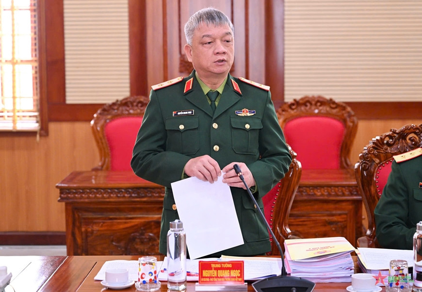 Trung tướng Nguyễn Quang Ngọc phát biểu tại hội nghị. Ảnh: VIỆT TRUNG