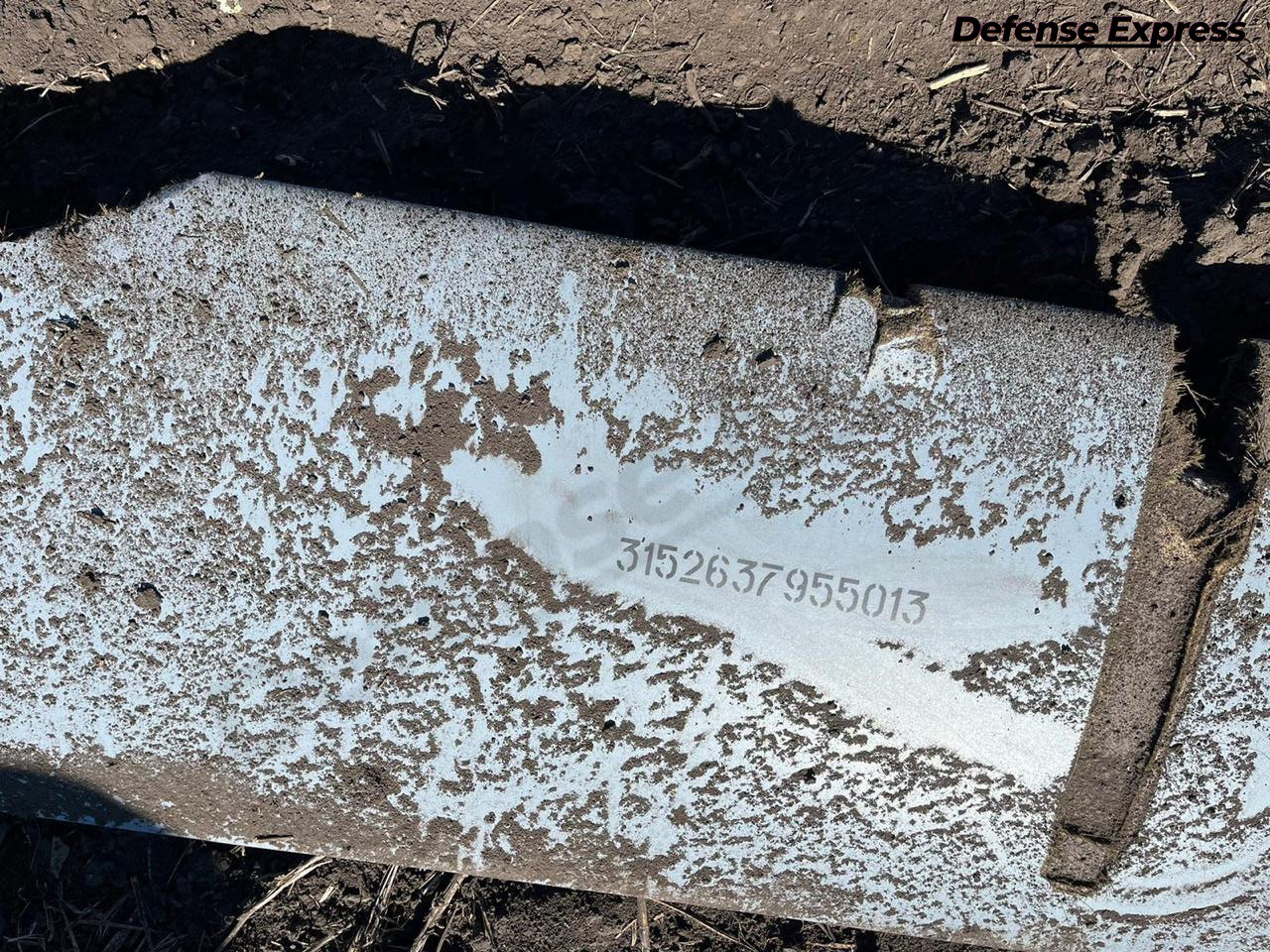 Các bức ảnh về tên lửa hành trình Kh-101 của Nga bị bắn rơi trong cuộc tấn công quy mô lớn hôm 8/5. Ảnh: Defense Express