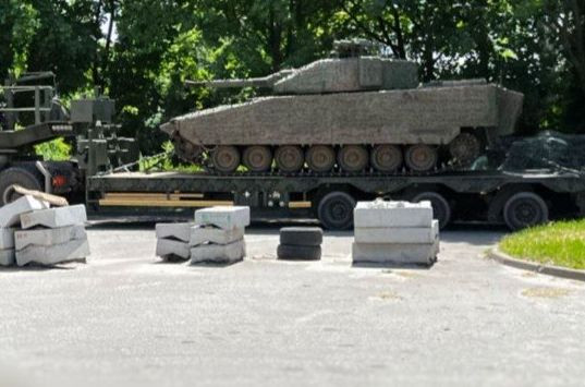 Ukraine được tăng cường xe chiến đấu CV90 của Thụy Điển ảnh 1