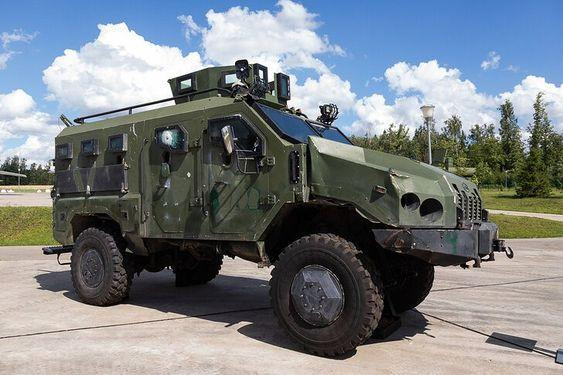 Vartar được đặt trên khung gầm bánh lốp 4x4. Ảnh: Pinterest Vartar được đặt trên khung gầm bánh lốp 4x4. Ảnh: Pinterest