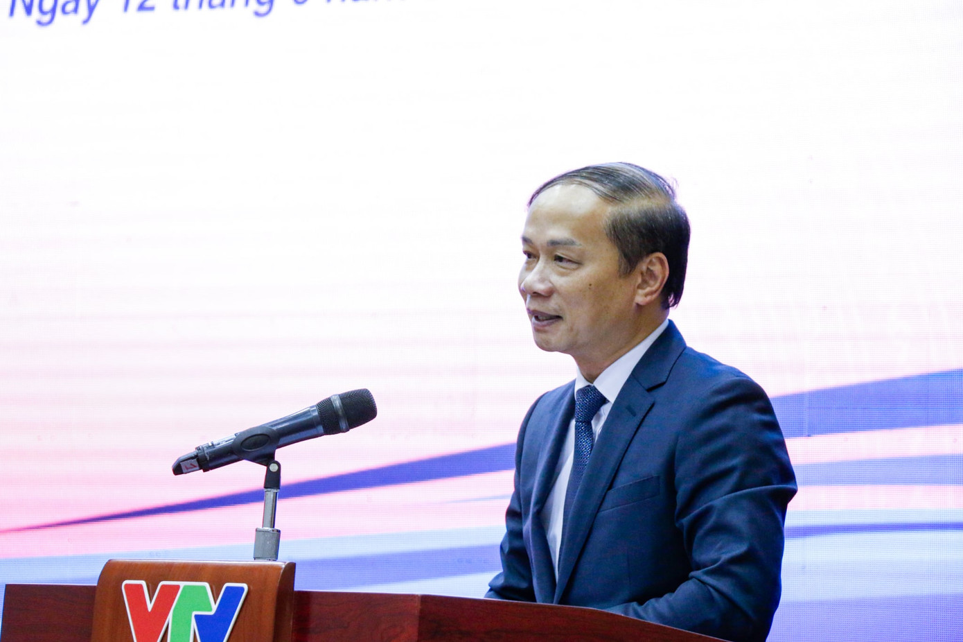 Đồng chí Phạm Tất Thắng - Ủy viên Trung ương Đảng, Phó Trưởng Ban Tuyên giáo và Dân vận Trung ương phát biểu tại buổi lễ.