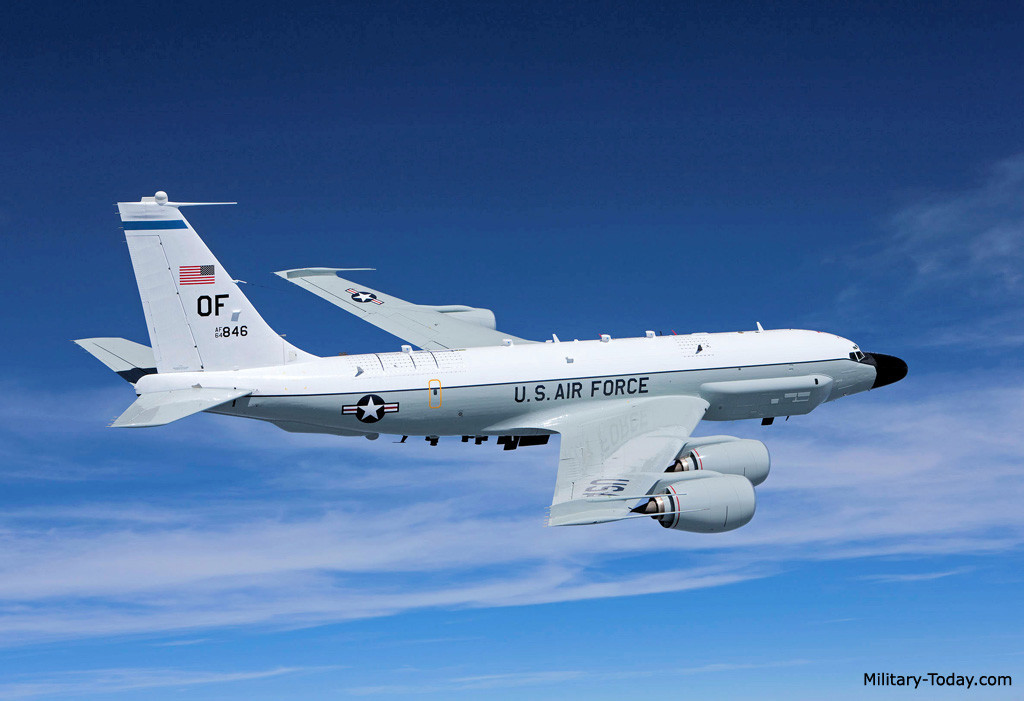 Máy bay được thiết kế với kích thước và trọng tải lớn. Ảnh: Military Máy bay được thiết kế với kích thước và trọng tải lớn. Ảnh: Military