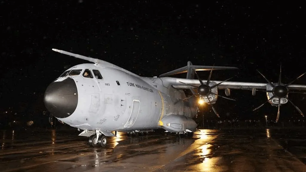 Máy bay vận tải quân sự A400M của Không quân Thổ Nhĩ Kỳ mắc kẹt ở Ukraine. Ảnh: militaryleak