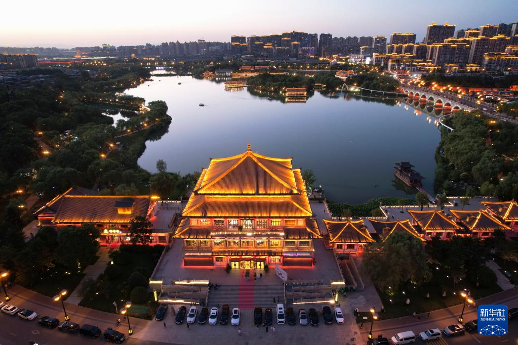 Một góc khác công viên di chỉ Khúc Giang Trì ở Tây An.