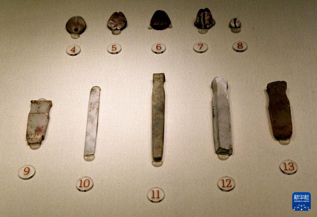 Nhiều cổ vật được trưng bày trong bảo tàng.