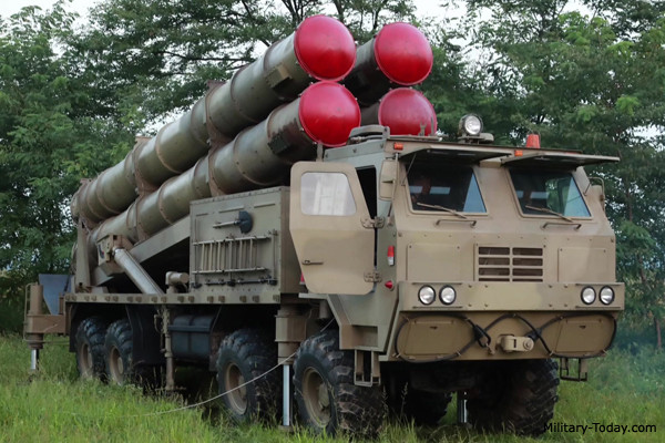 Tổ hợp tên lửa đạn đạo KN-25 của Triều Tiên. Ảnh: Military Tổ hợp tên lửa đạn đạo KN-25 của Triều Tiên. Ảnh: Military