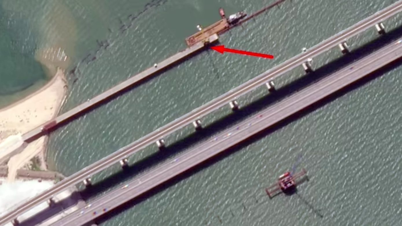 Công trình mới nằm cạnh cầu Crimea. Công trình mới nằm cạnh cầu Crimea.