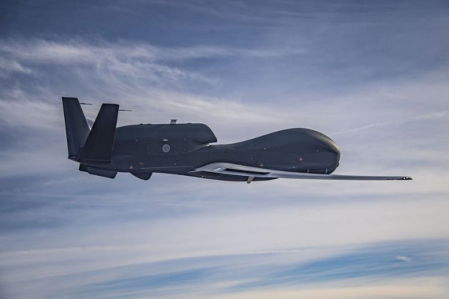 Máy bay không người lái RQ-4 Global Hawk của Mỹ. Máy bay không người lái RQ-4 Global Hawk của Mỹ.