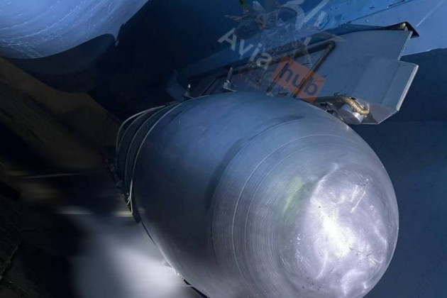 Bom trên không FAB-1500 M54 được cải tiến với UMPC đã xuất hiện trên Internet.