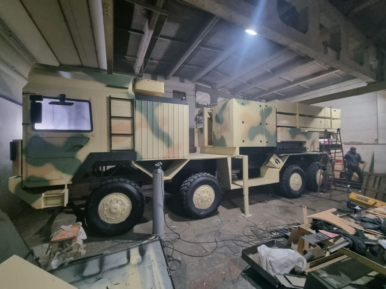 Mô hình hệ thống IRIS-T SAM. Mô hình hệ thống IRIS-T SAM.