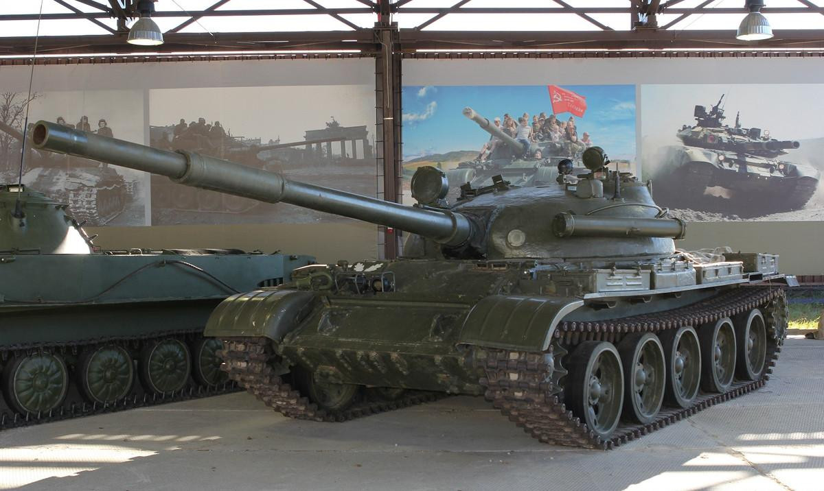 Xe tăng T-62 được Liên Xô sản xuất từ những năm 1960. Ảnh: Wiki