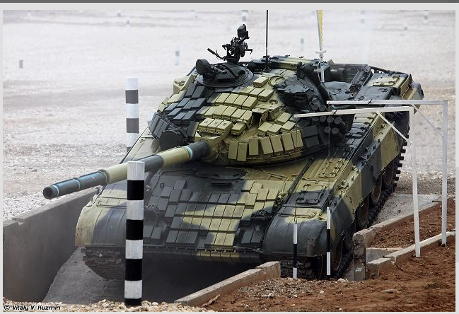 Xe có tính cơ động cao, có thể di chuyển trên mọi địa hình. Ảnh: vitaly kuzmin