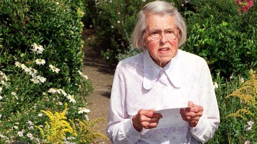 Khi bị cáo buộc bán thông tin mật về vũ khí hạt nhân cho KGB, Melita Norwood đã bước vào tuổi 87. Ảnh: Getty Images