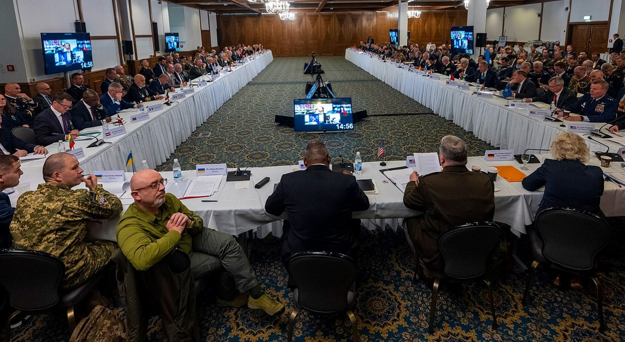 Cuộc họp của Nhóm liên lạc quốc phòng Ukraine. Cuộc họp của Nhóm liên lạc quốc phòng Ukraine.