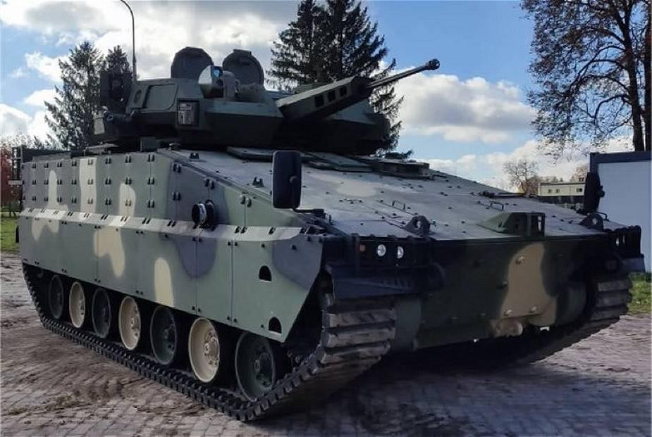 Xe chiến đấu bộ binh IFV AS21 Redback của Hàn Quốc. Ảnh: armyrecognition