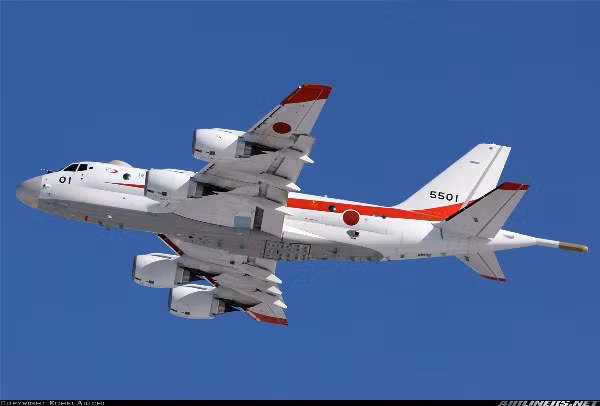  Máy bay chống ngầm và tuần biển P-1